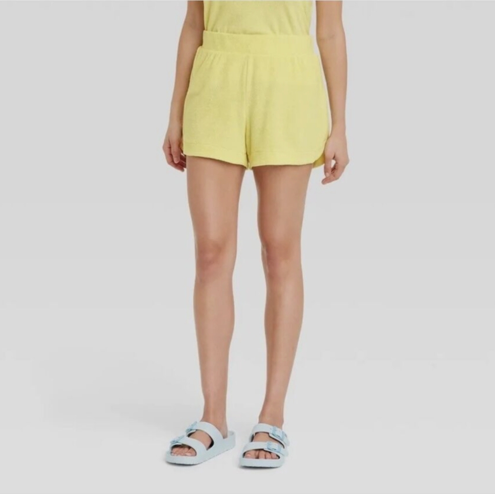 NWT A New Day Women's Terry Cloth High Rise Shorts size M in yellow